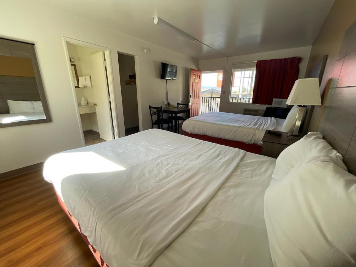 Kalama Hotel Luaran gambar